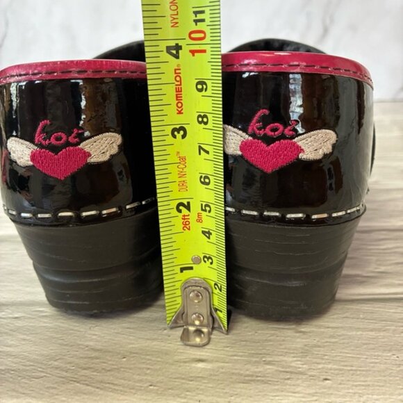 Koi By Sanita White Floral Black & Pink Closed Clogs Comfort Mules Shoes - Picture 5 of 15